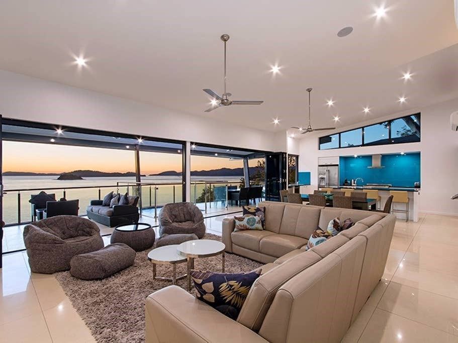 Edge Penthouse - Stunning Penthouse on Hamilton Island