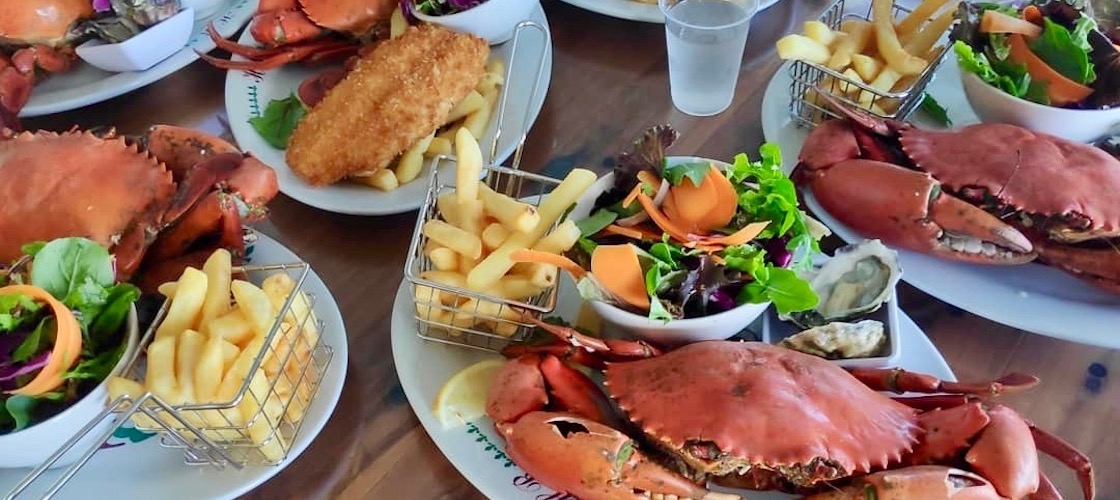 Gold Coast Catch a Crab Cruise with Seafood Basket Lunch