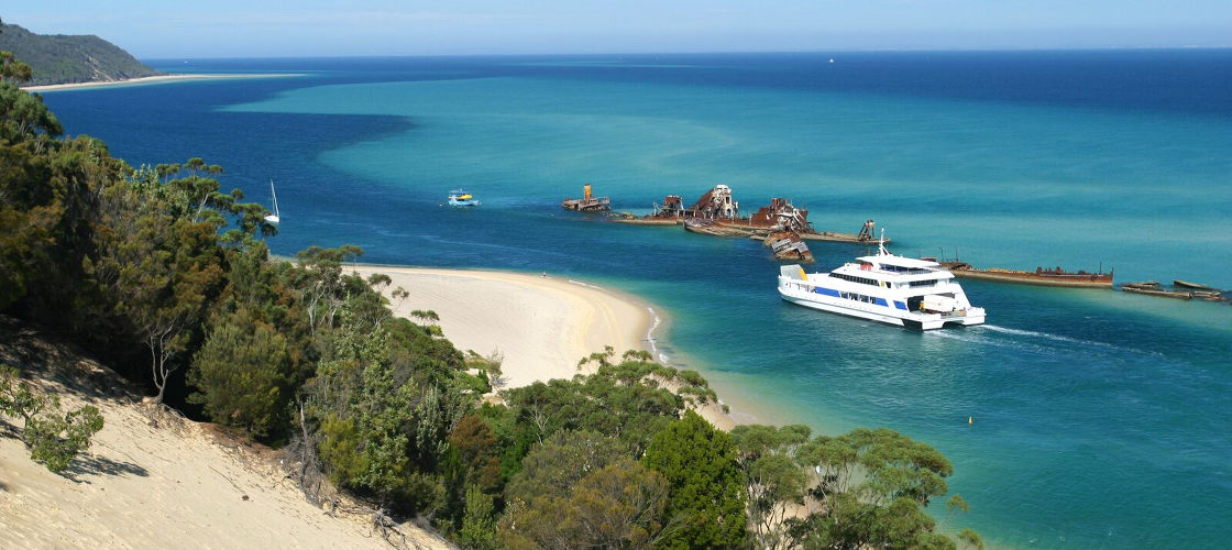 Brisbane to Moreton Island Day Tour (with water activities)
