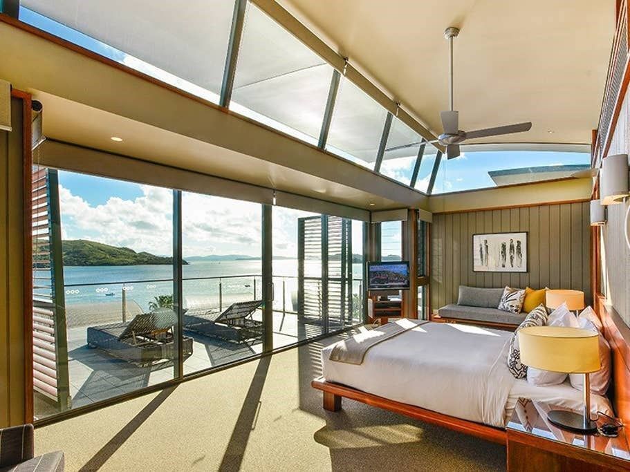 Yacht Club Villa 32 - Beautiful Villa on Hamilton Island