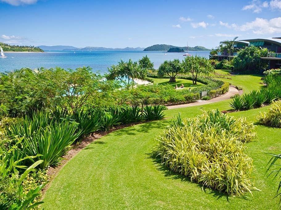 Yacht Club Villa 32 - Beautiful Villa on Hamilton Island