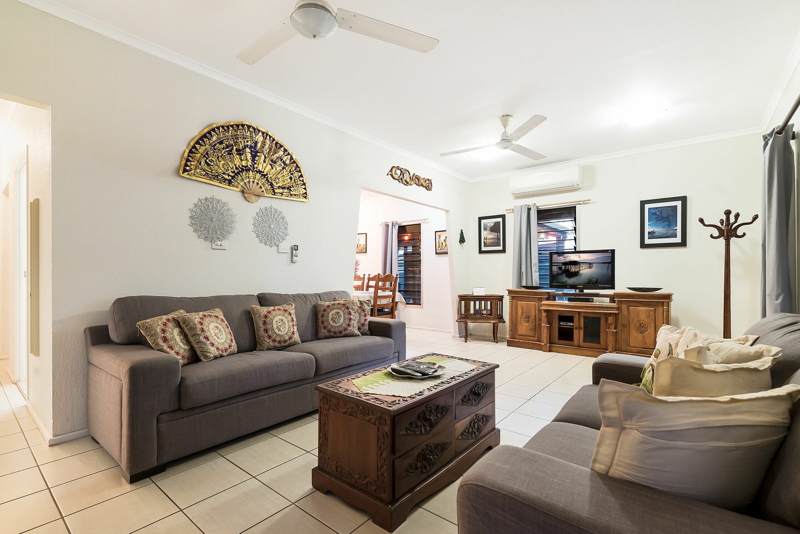 Tropical Tiwi, a Bali style family villa in Darwin