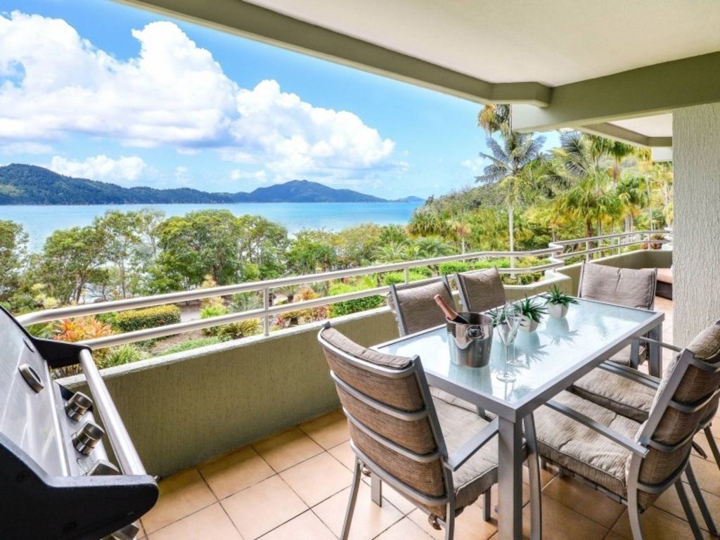 Lagoon 102, The Beach Shack, Hamilton Island