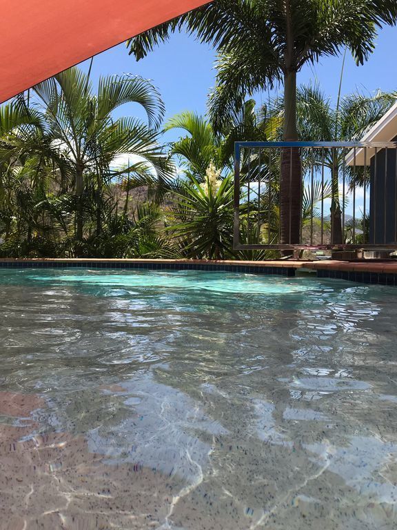 Lorikeet Lodge-private Tropical Hideaway-panoramic Views-pool and Mtrs to Beach