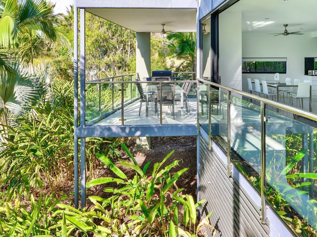 Pinnacle 10 - Garden View Apartment on Hamilton Island