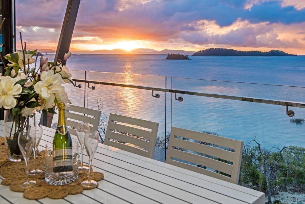 Hidden Cove 6 - Stunning Seaview Apartment on Hamilton Island