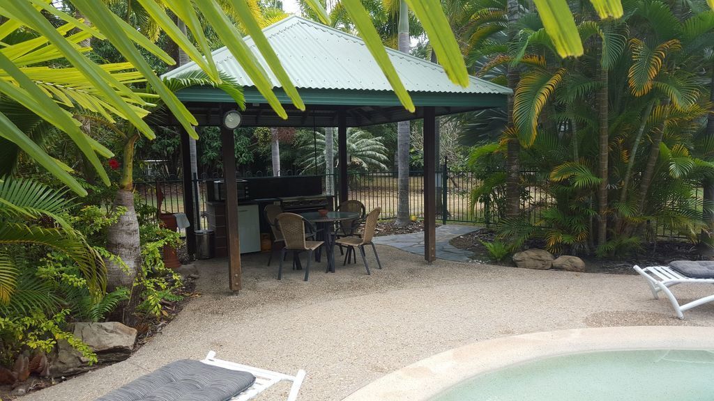 Garden Villa, Oak Beach-Pt Douglas, Queensland