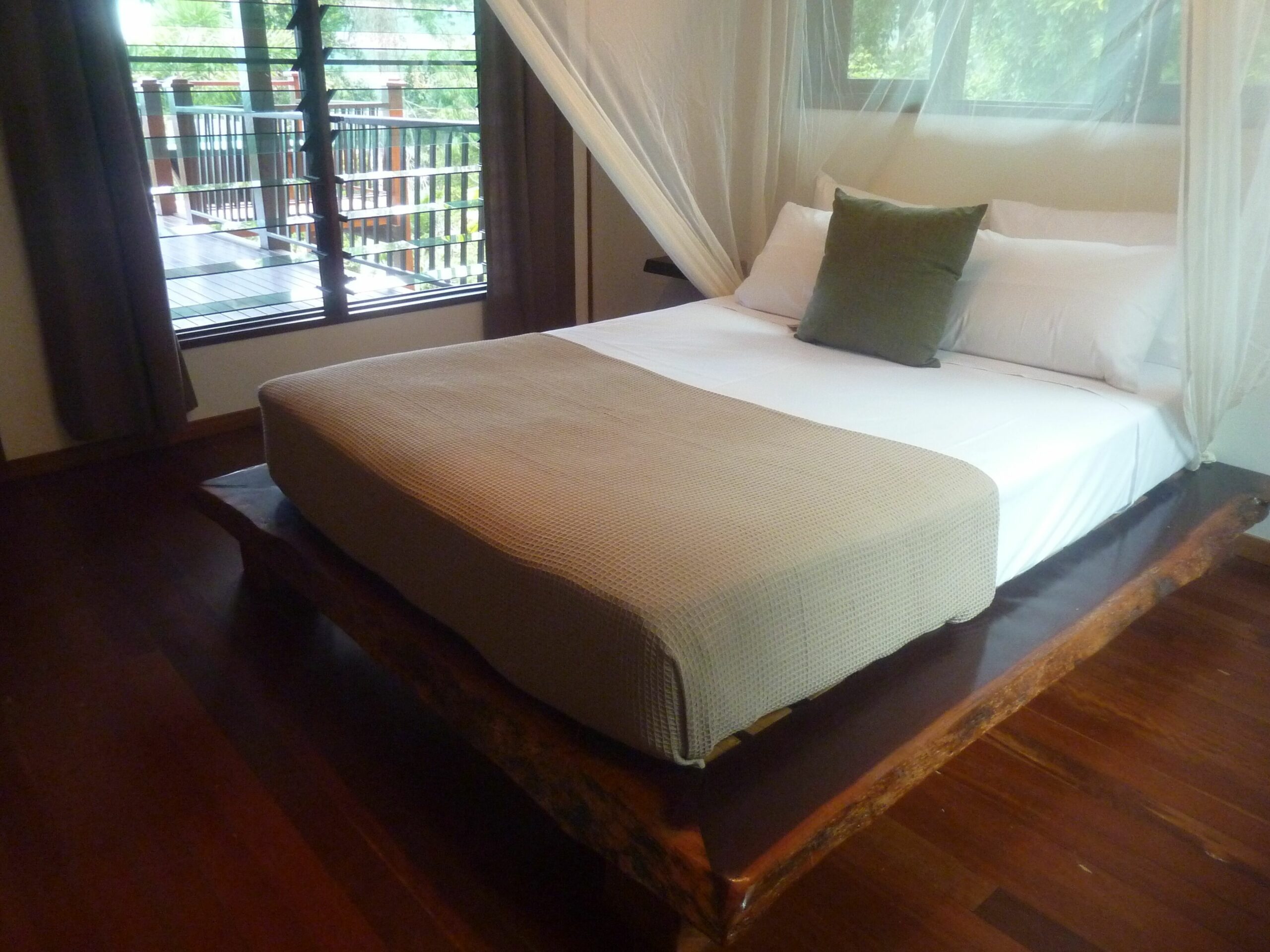 Daintree Holiday Homes - Yurara - Ocean Views With Luxury Spa Bath for Two