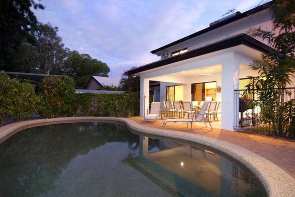 Palm Cove House - Holiday Home