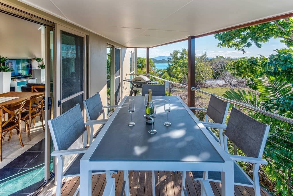 Cooinda Gardens 6 - Stunning Apartment on Hamilton Island