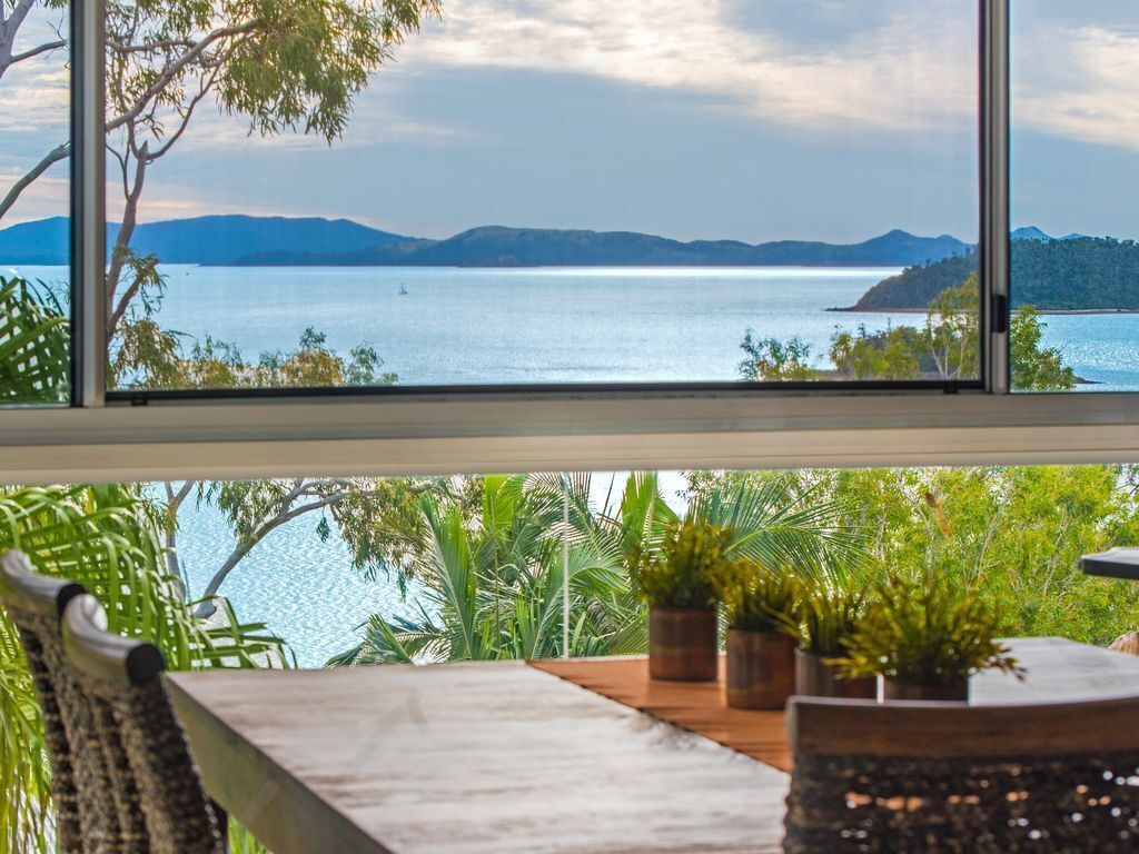 Oasis 4 - Hamilton Island