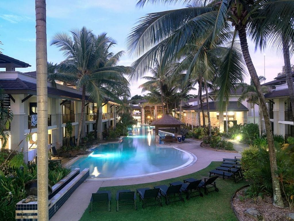 Sea Temple Port Douglas 2 Bedroom Lagoon Swimout