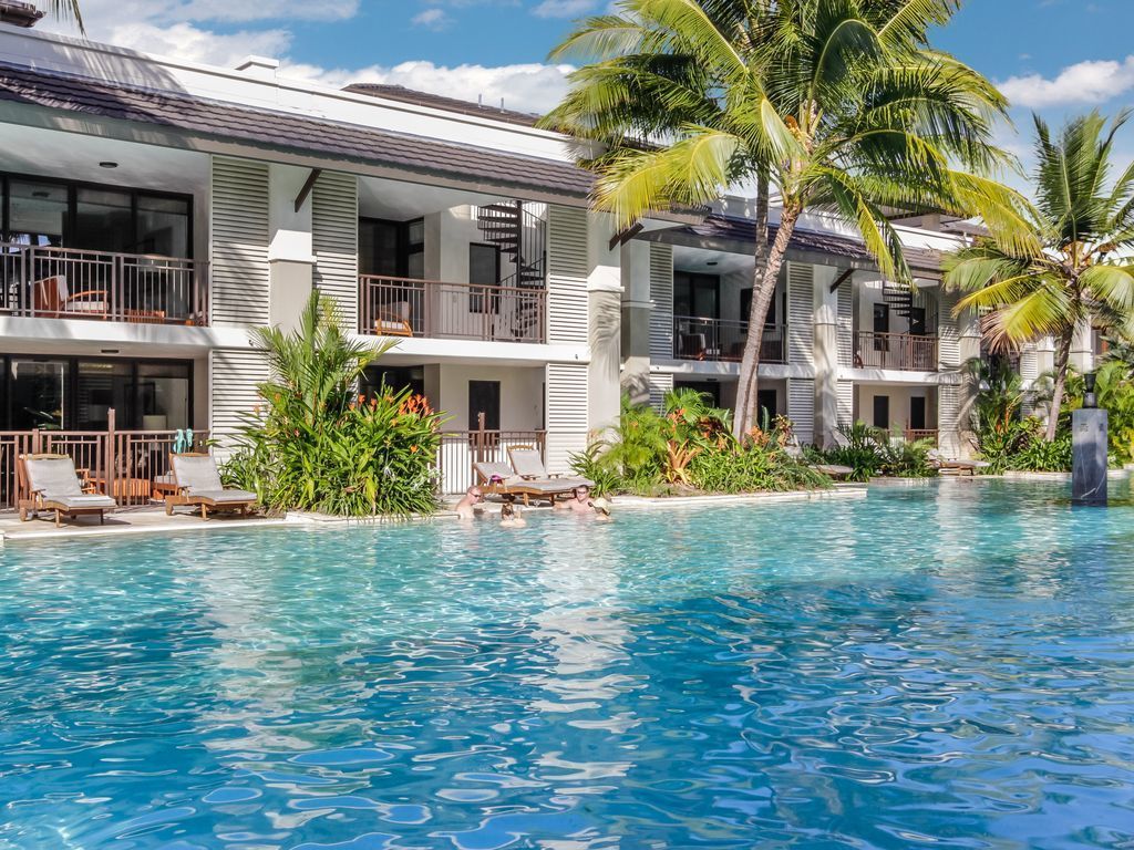 Swim out 135-136 | Sea Temple Port Douglas