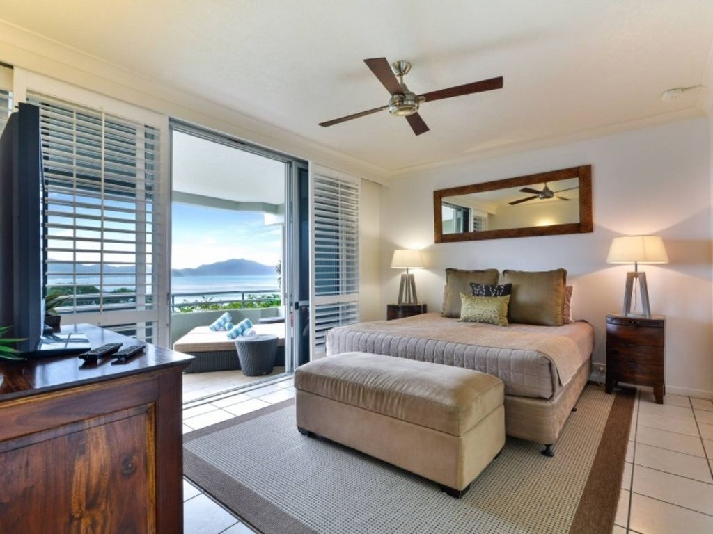 Lagoon 102, The Beach Shack, Hamilton Island