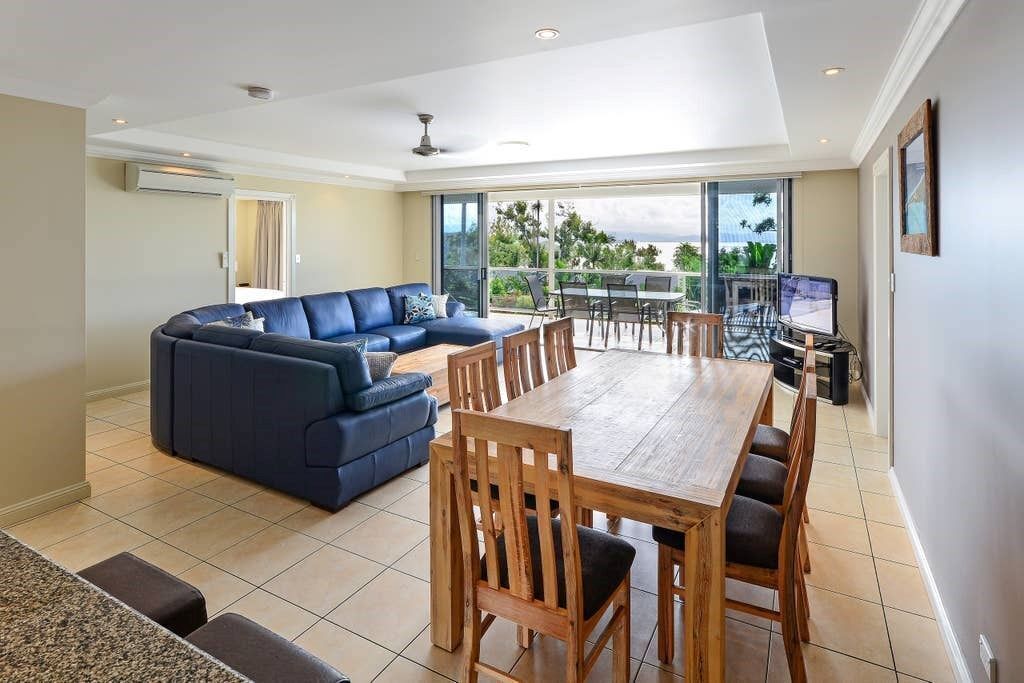 Blue Water Views 9 - Seaview Apartment on Hamilton Island