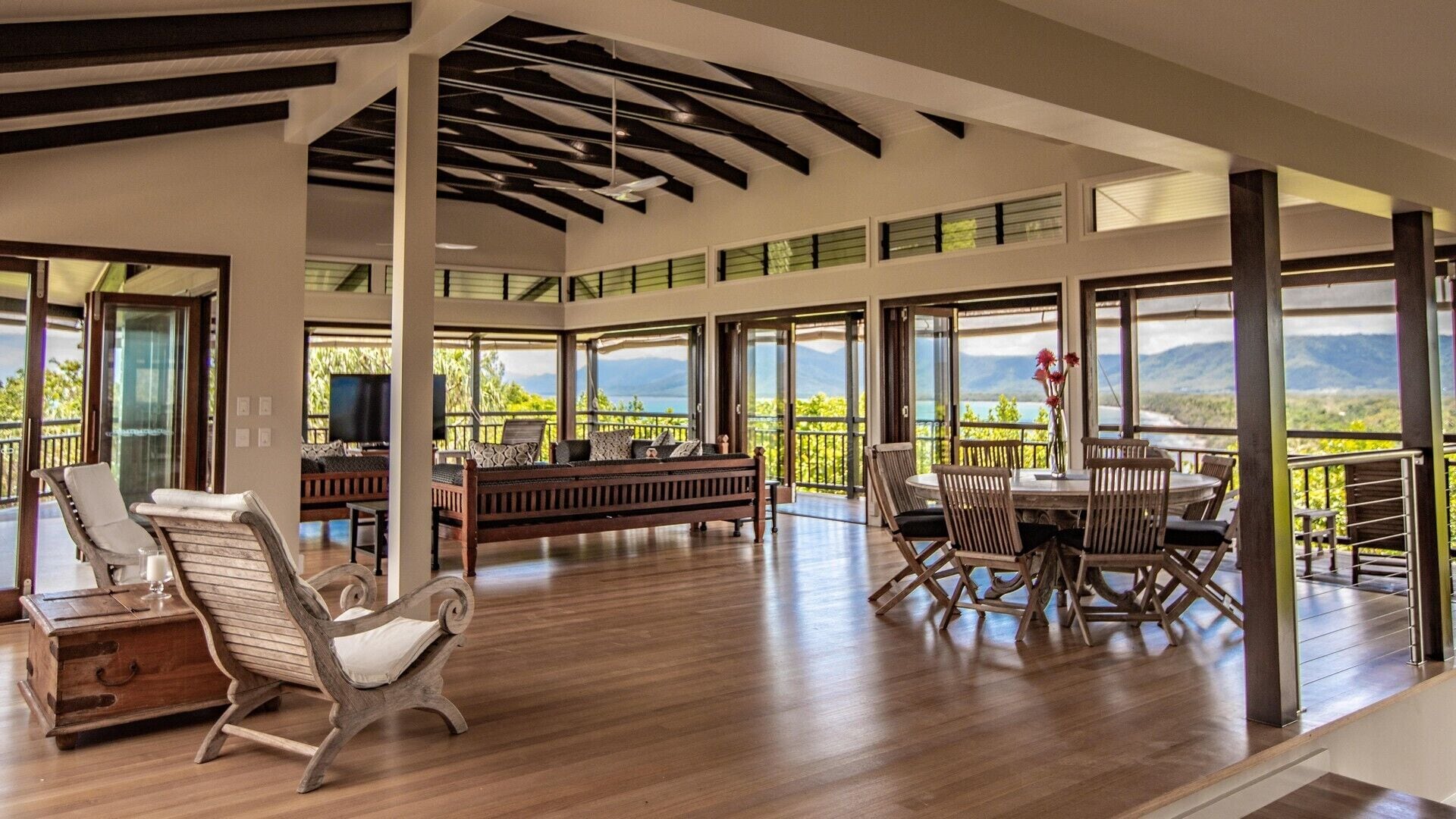 Bangalow - Luxurious Residence Port Douglas