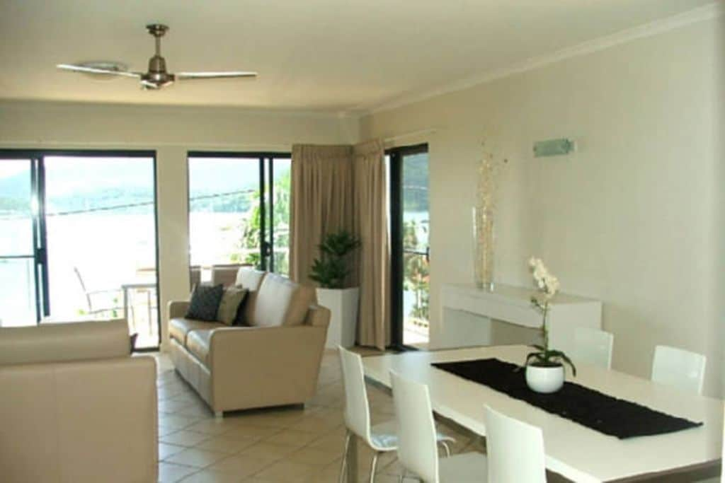 Airlie Bay Townhouse