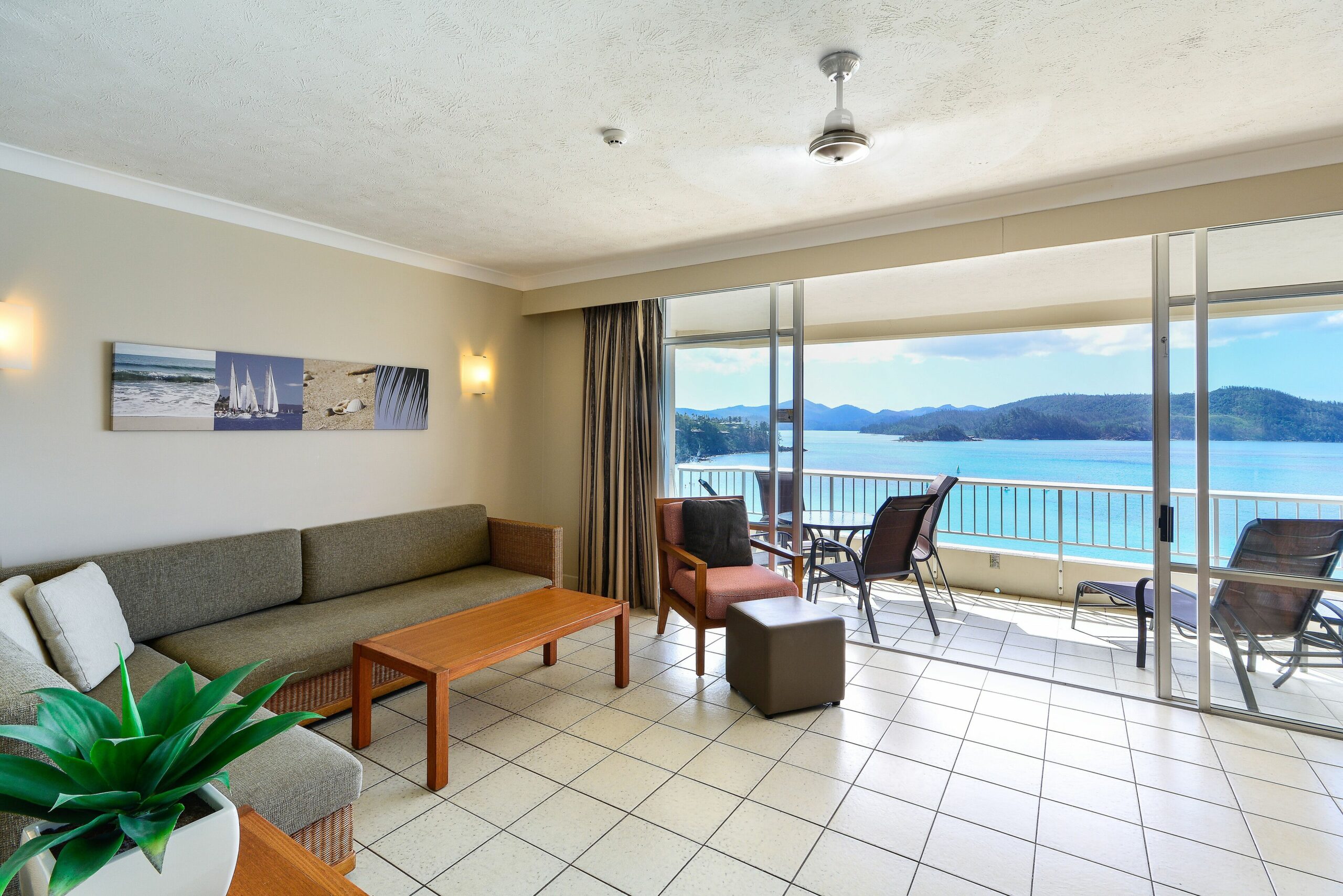 Whitsunday Apartment West 904