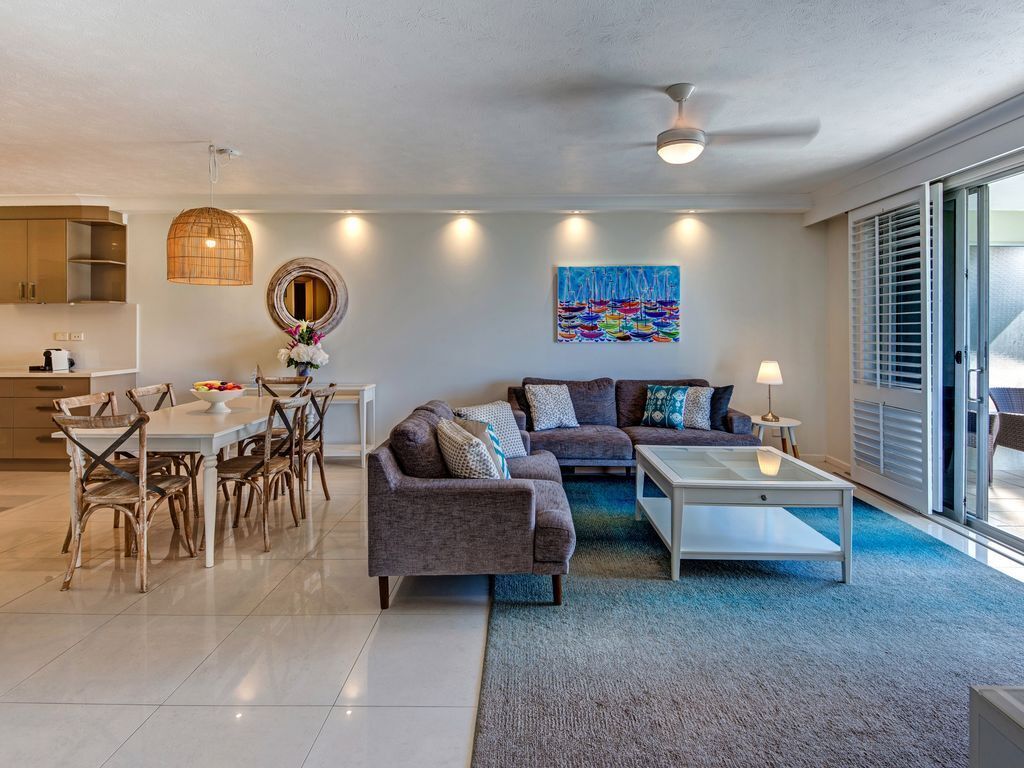 Poinciana Lodge 102 - Seaview Apartment on Hamilton Island