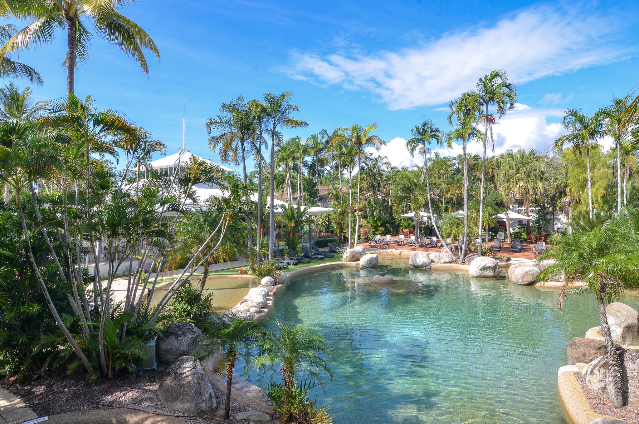 POOLSIDE VILLA @ REEF RESORT - FREE WIFI & NETFLIX.