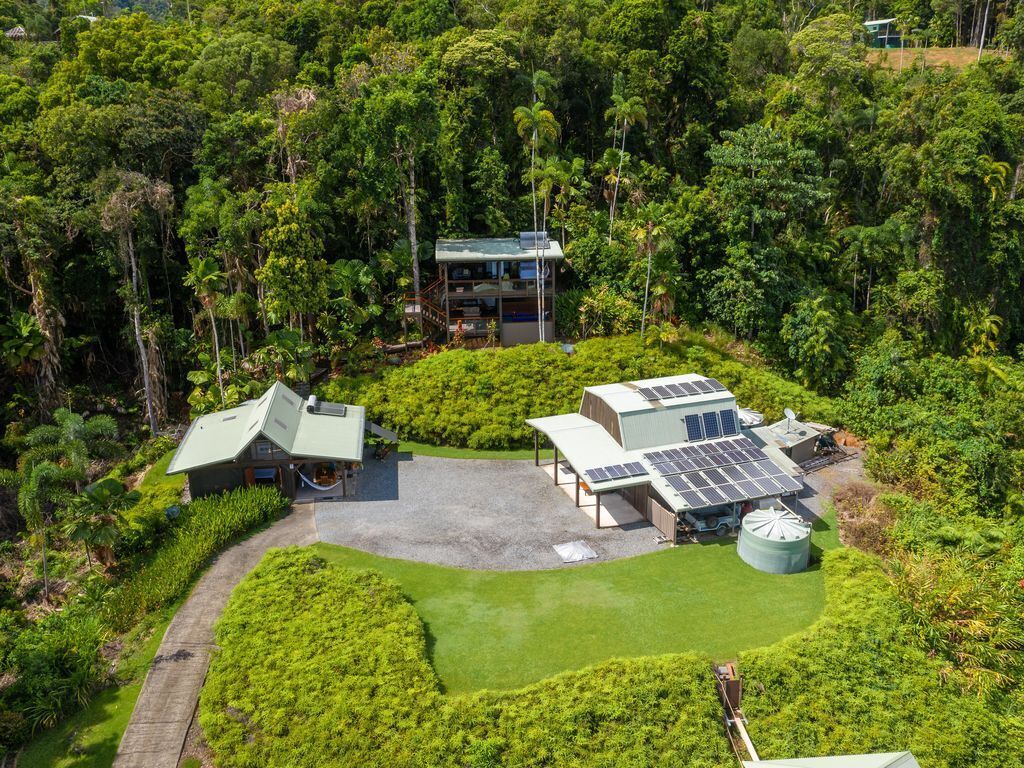 Daintree Holiday Homes - La Vista - Ocean Views With Private Pool & Jet Spa