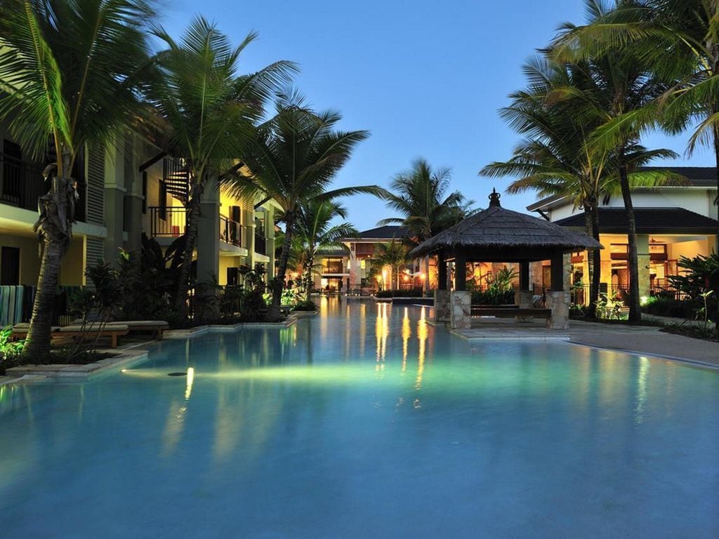 Sea Temple Port Douglas 2 Bedroom Poolside Swimout