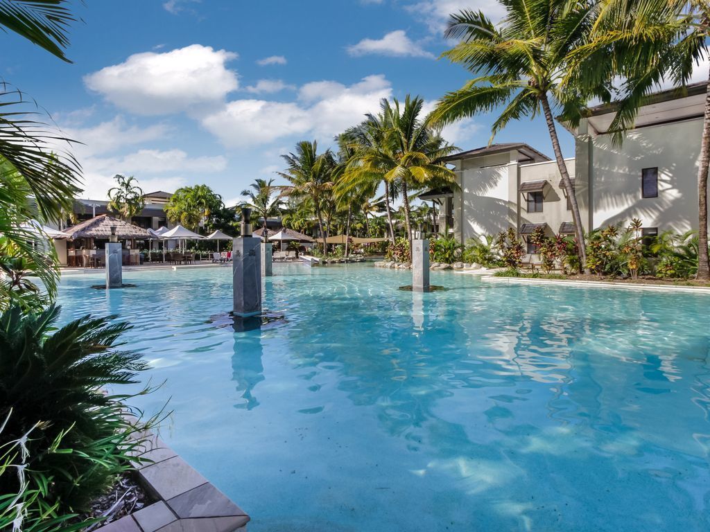 Swim out 135-136 | Sea Temple Port Douglas