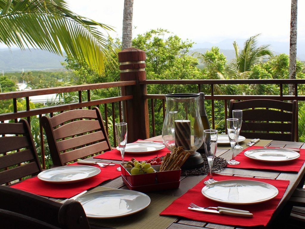 Beautiful Ocean Views in the Heart of Port Douglas 2 Bedroom Luxury Villa