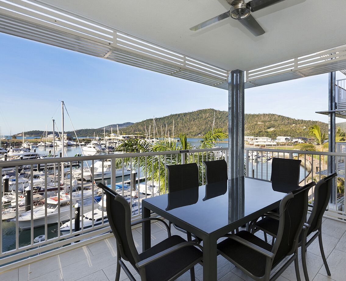 Luxury Marina Front Apartment