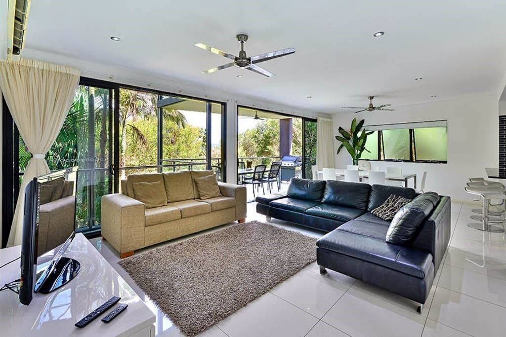 Pinnacle 7 – Garden View Apartment on Hamilton Island