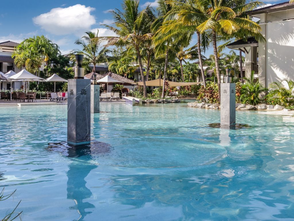 Swim out 135-136 | Sea Temple Port Douglas