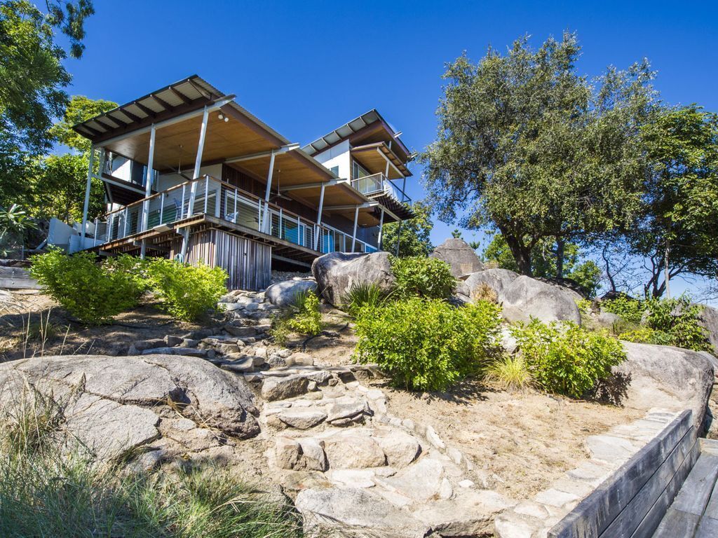 Headland Hideaway - Picnic Bay, QLD