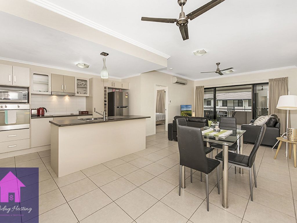 Modern Townsville Luxury - Spacious 3 BR Apartment!