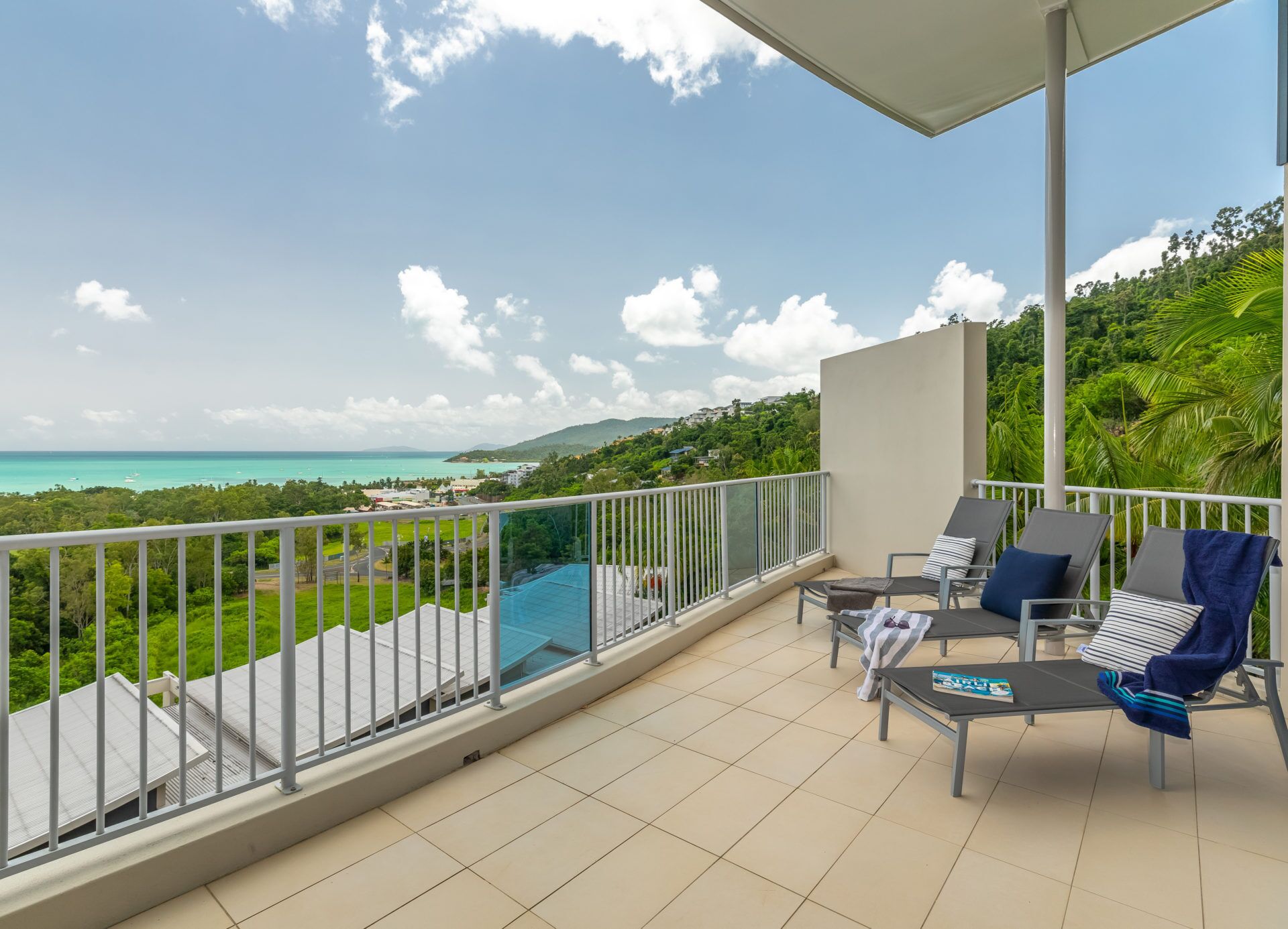 Sea Forever on Azure - Airlie Beach