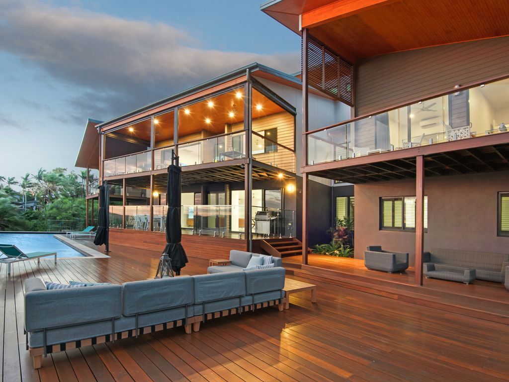 Southwinds - Stunning 7 Bedroom House on Hamilton Island