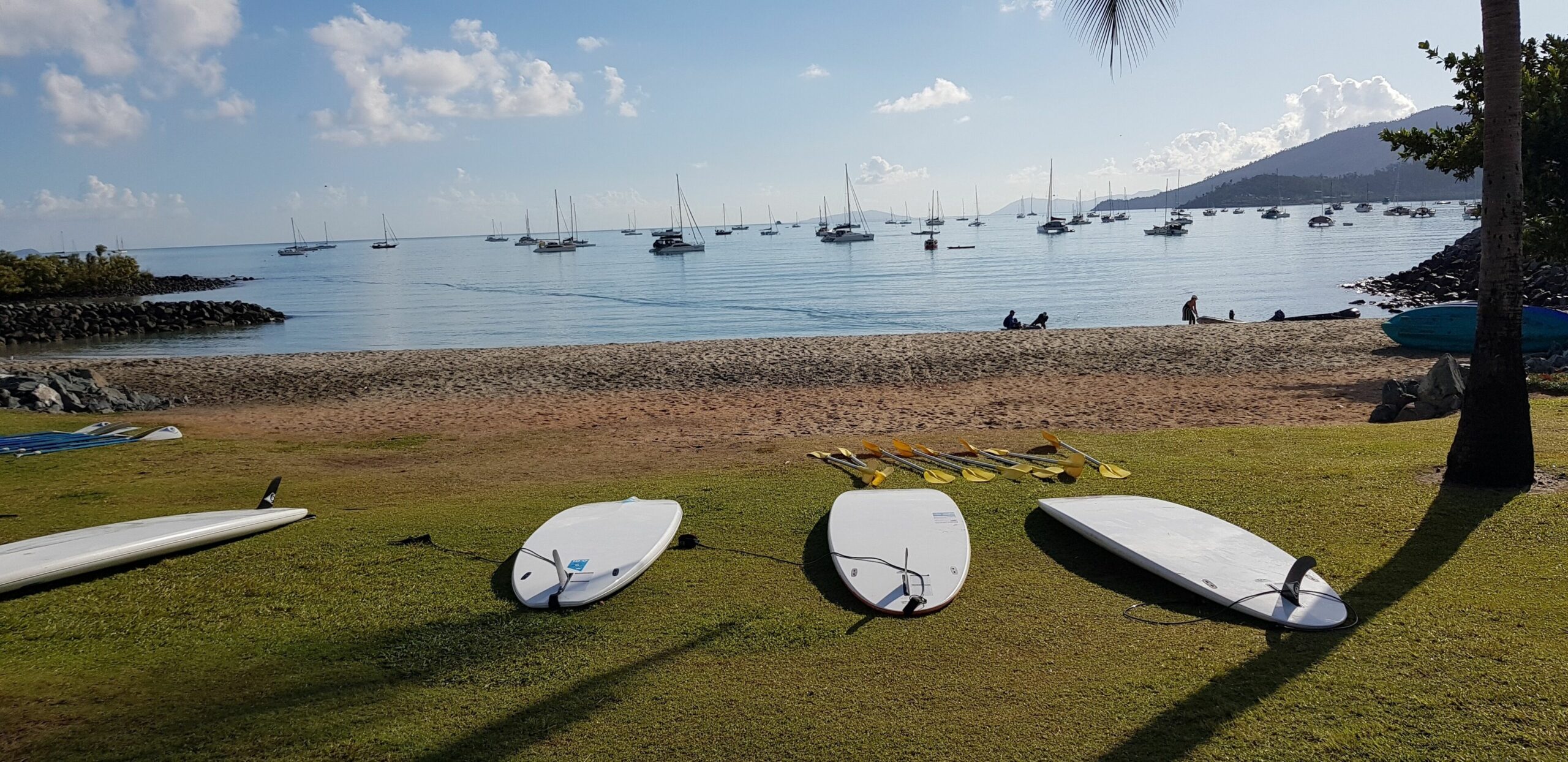 WHITSUNDAY Spacious & Comfortable, Moments from Picturesque Boardwalk