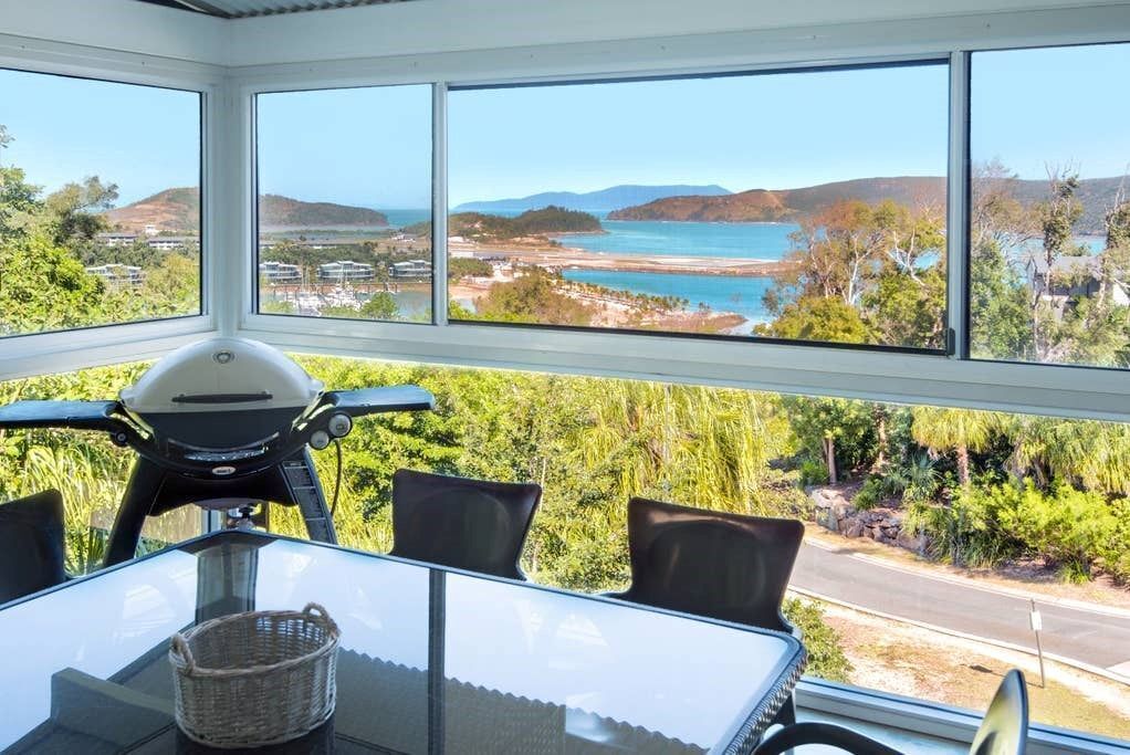 Oasis 12 - Beautiful Apartment on Hamilton Island