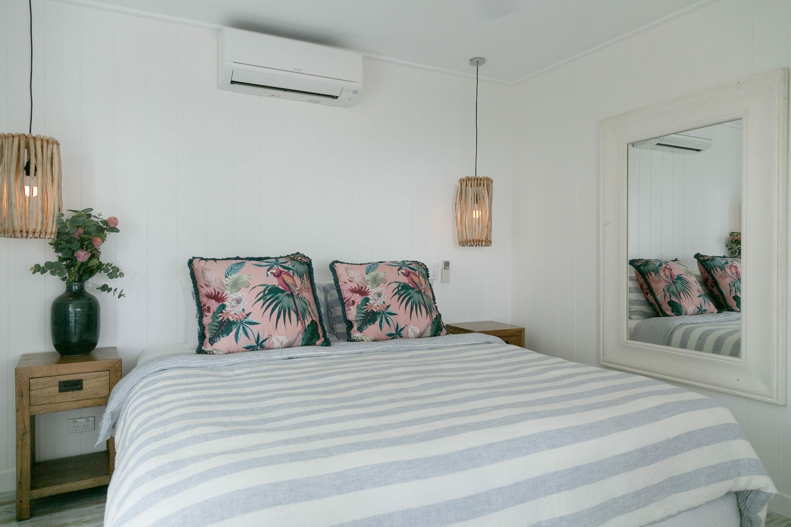 Beachfront Cottage on the World Famous 4 Mile Beach, Port Douglas