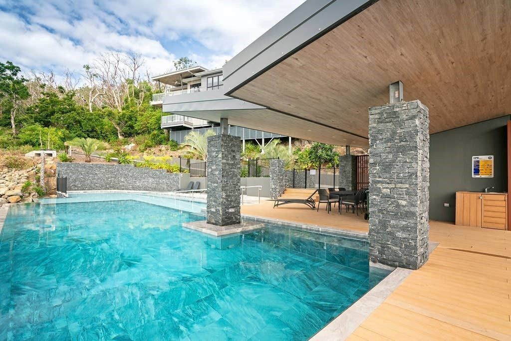 Hidden Cove 6 - Stunning Seaview Apartment on Hamilton Island