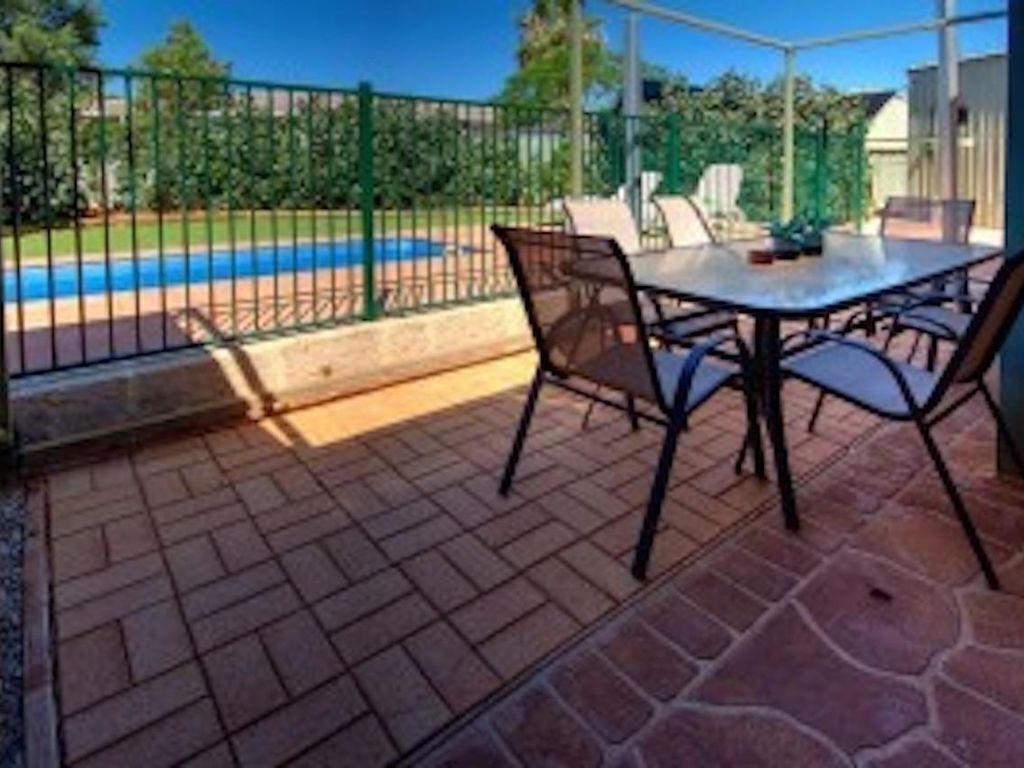 Funky Bright House With Great Plunge Pool