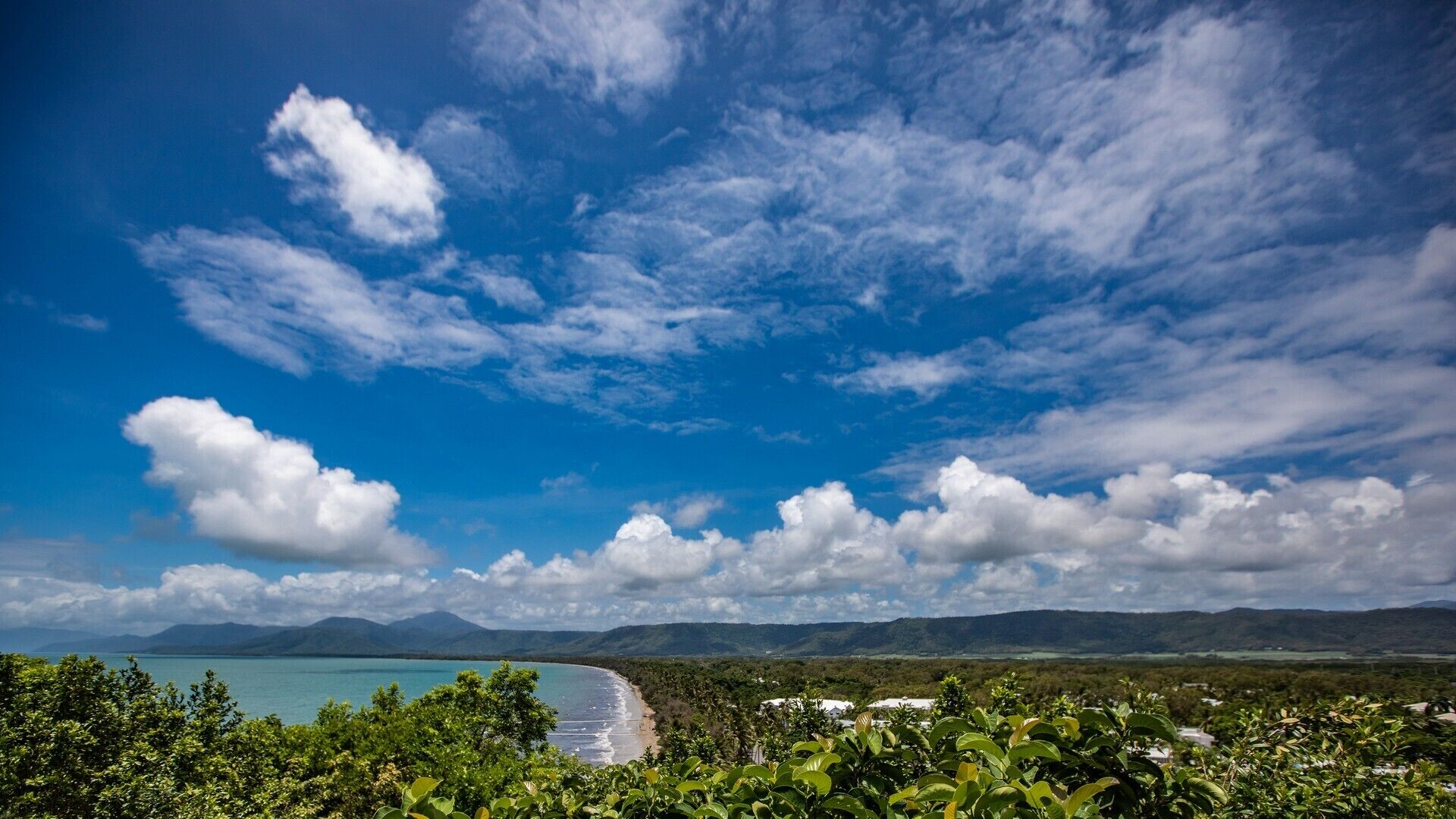 Bangalow - Luxurious Residence Port Douglas