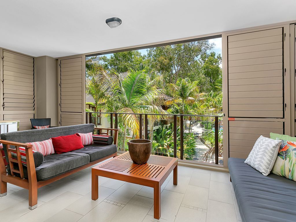 Sea Temple Palm Cove Apt 207 Offers Luxury Beach Accommodation in Palm Cove