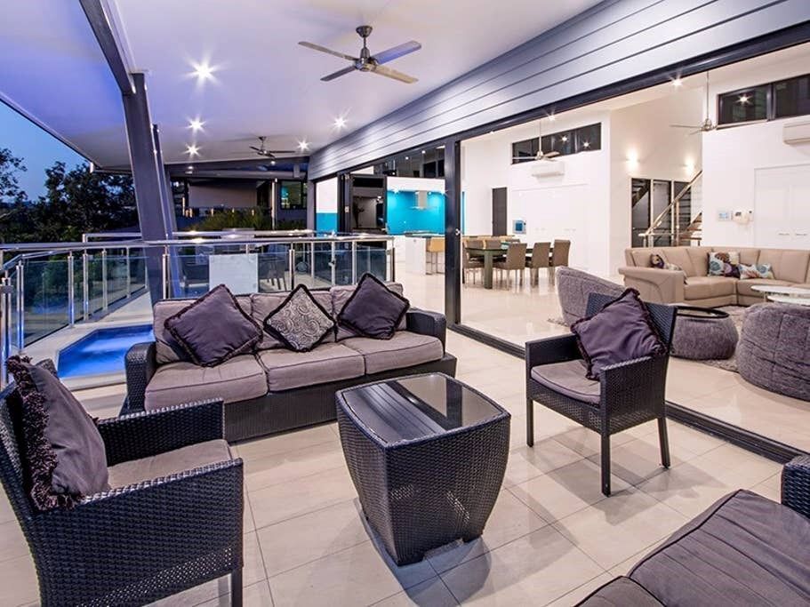 Edge Penthouse - Stunning Penthouse on Hamilton Island