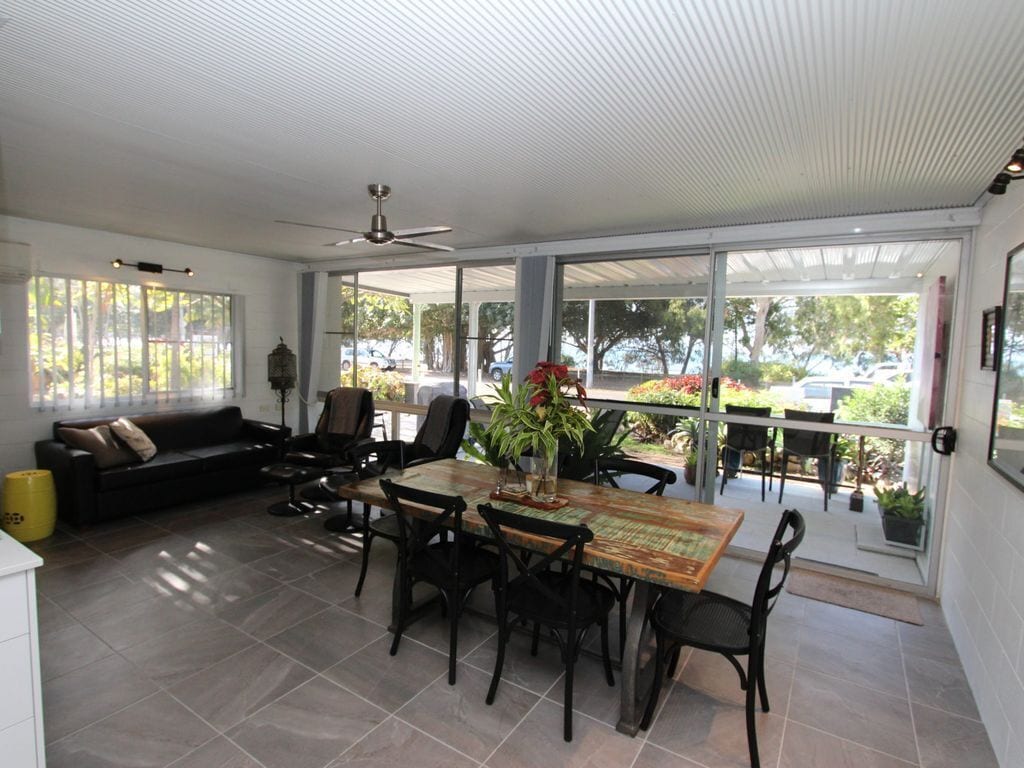 Island View Apt 1 - Arcadia, QLD