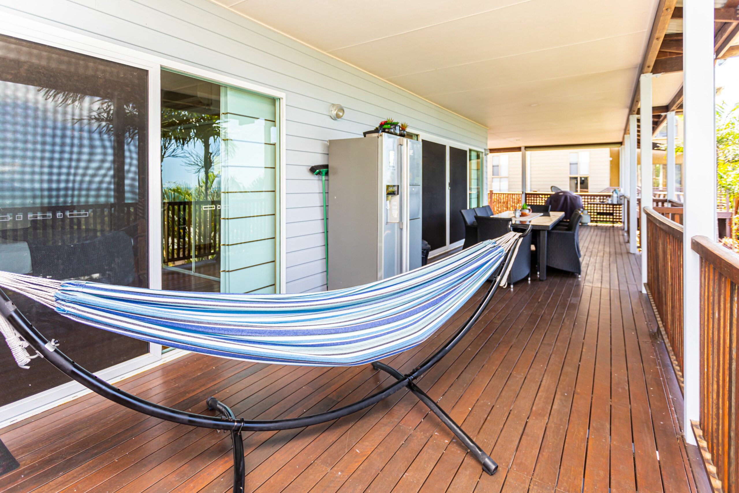 Panoramic views, central Airlie beach, short Stroll to the beaches & village