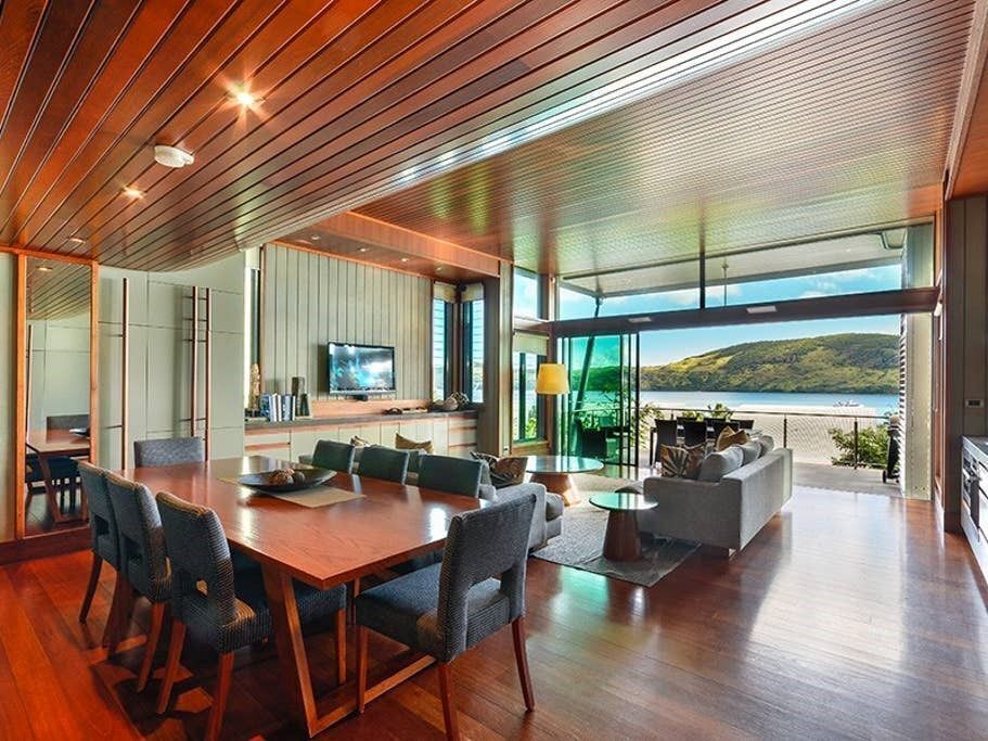 Yacht Club Villa 32 - Beautiful Villa on Hamilton Island