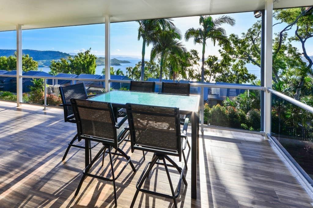 Blue Water Views 6 – Seaview Apartment on Hamilton Island