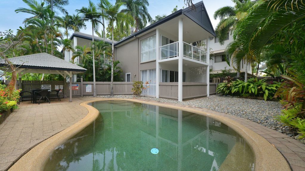 Eclectic Apartment in Tropical Port Douglas