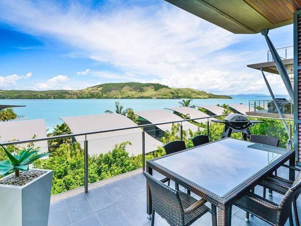 Yacht Club Villa 28 - Hamilton Island