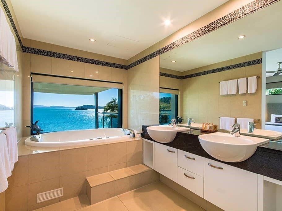 Edge Penthouse - Stunning Penthouse on Hamilton Island